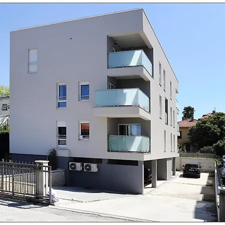 Amalija Apartment